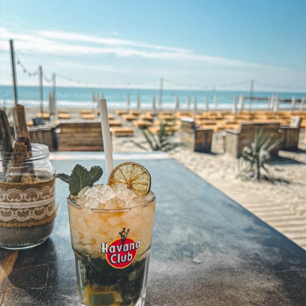 Le spot restaurant, plage, location transat, évènements à Frontignan
